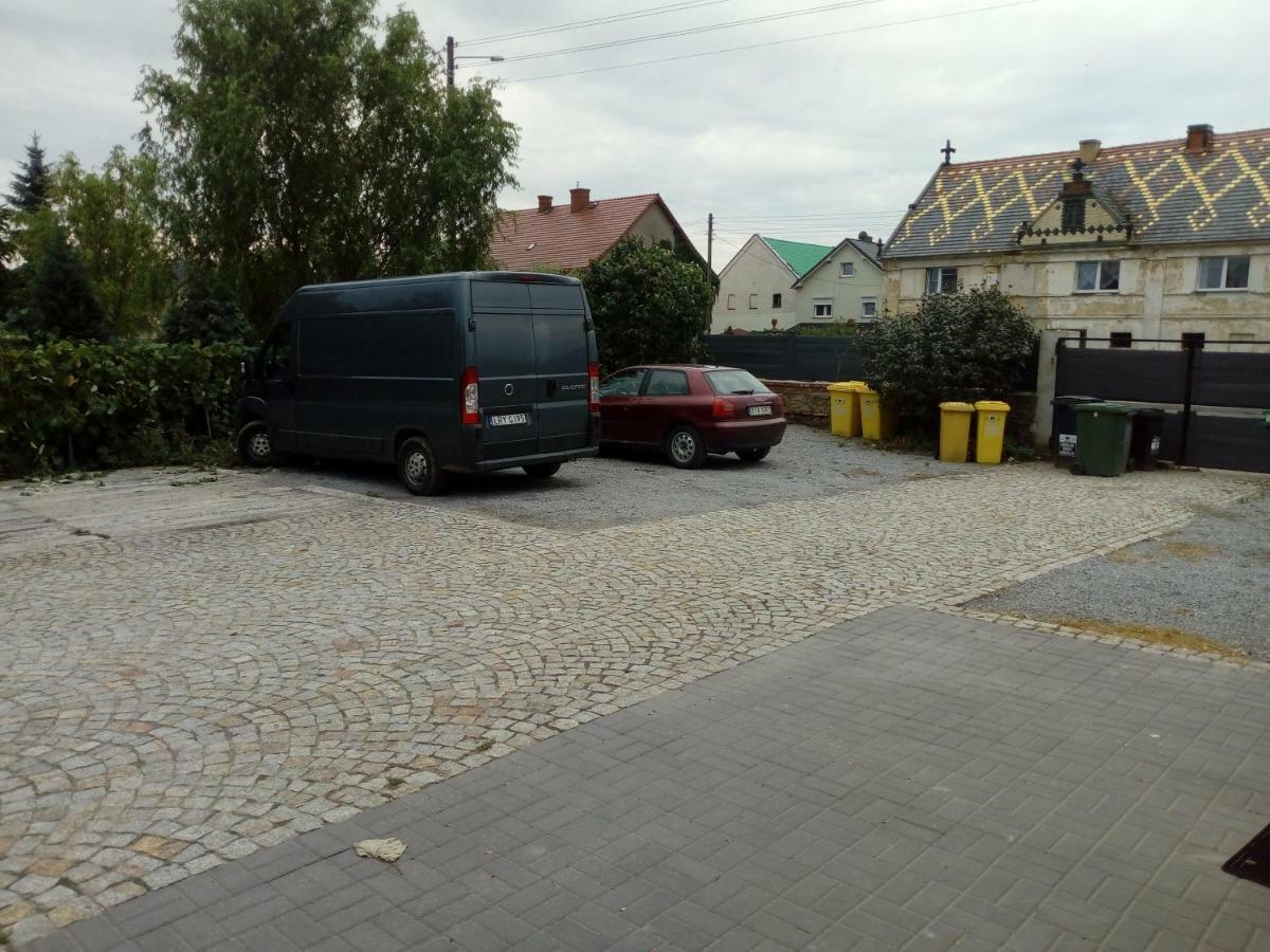 Niedaszow U Bronka W Ksiazecym Lesie 빌라 외부 사진